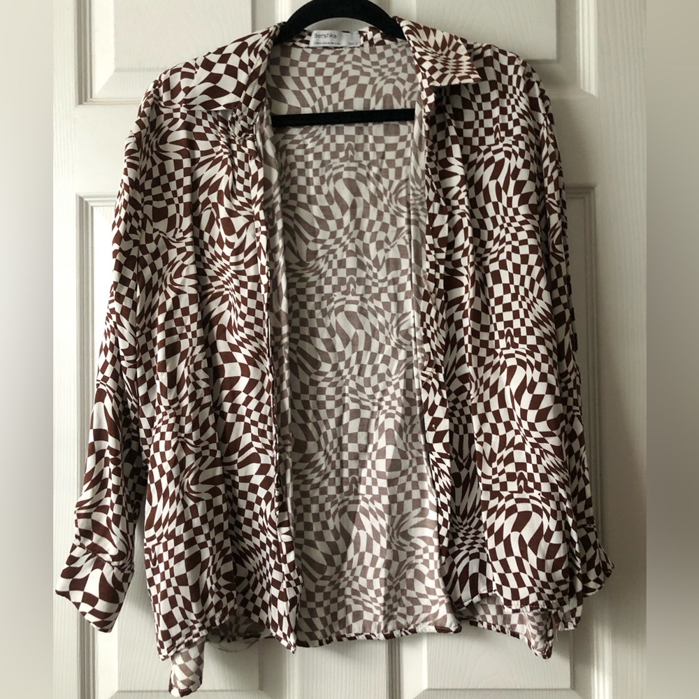 Bershka Patterned Button-up Shirt